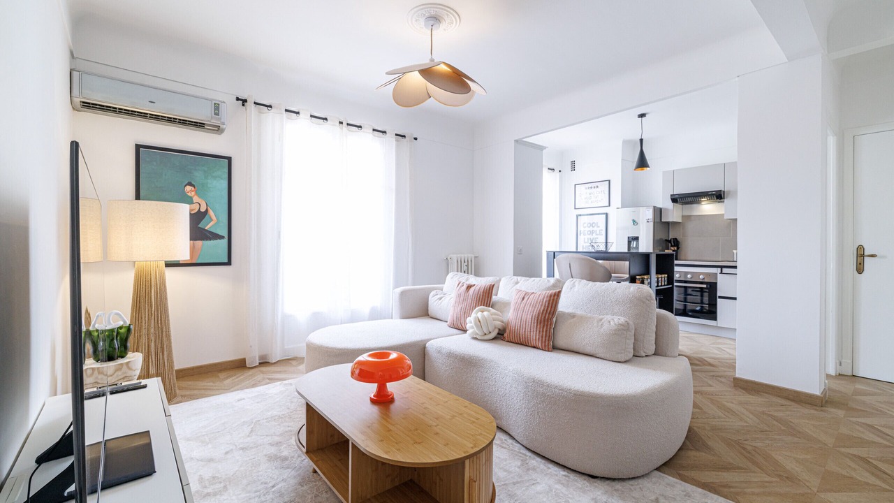 Photo of Livingroom in Liberation