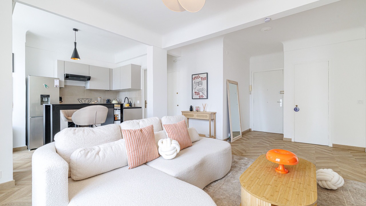 Photo of Livingroom in Liberation