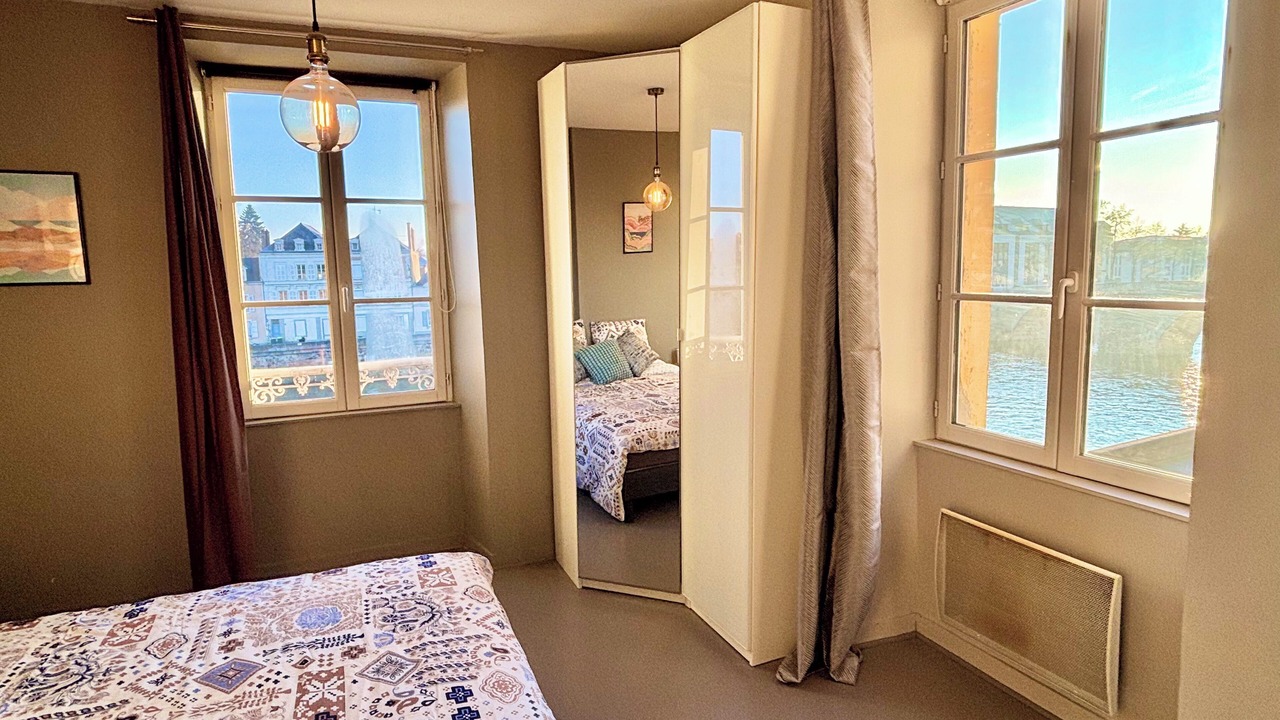Photo of Bedroom in Centre-ville rive gauche