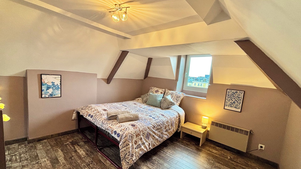 Photo of Bedroom in Centre-ville rive gauche
