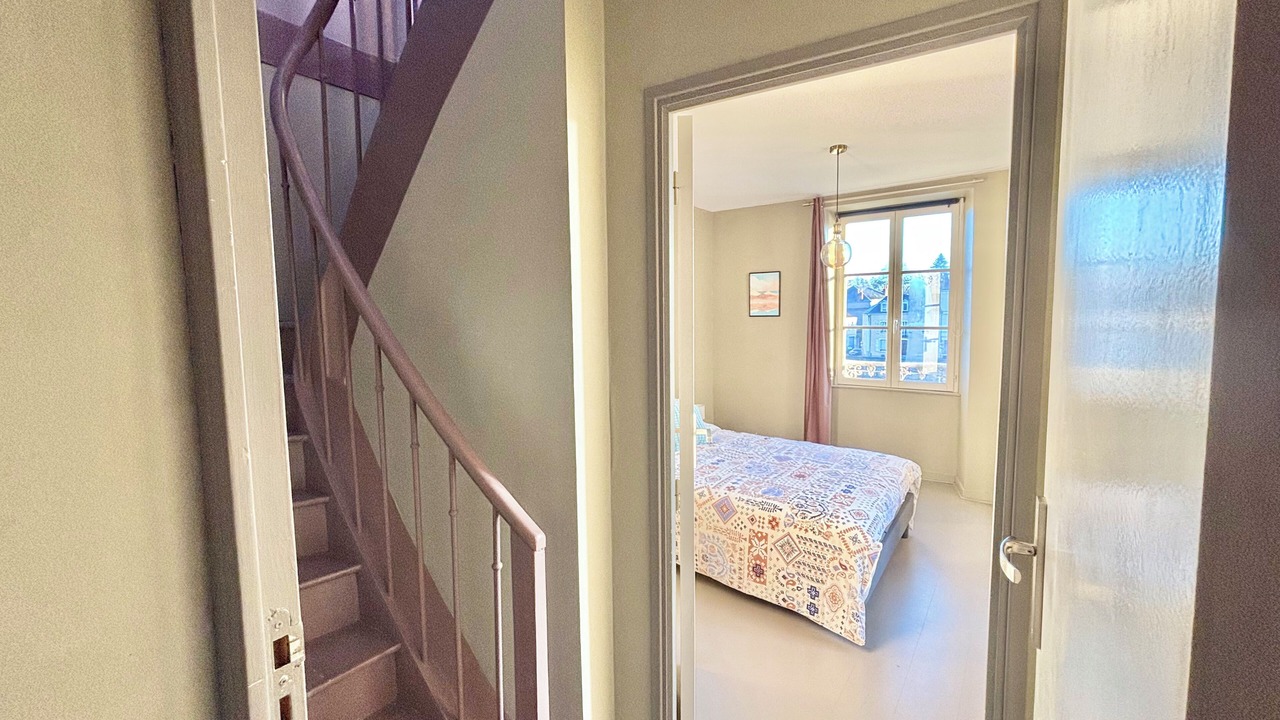 Photo of Bedroom in Centre-ville rive gauche