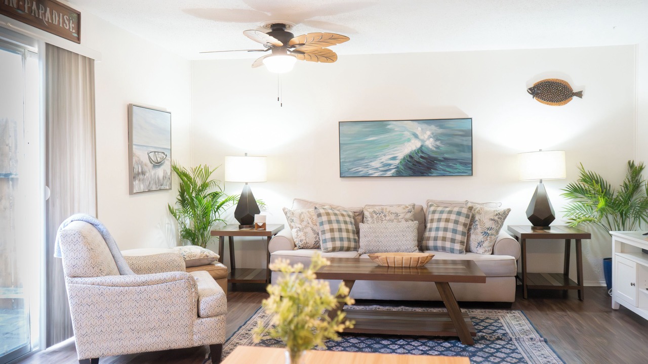 Photo of Livingroom in Bay Area
