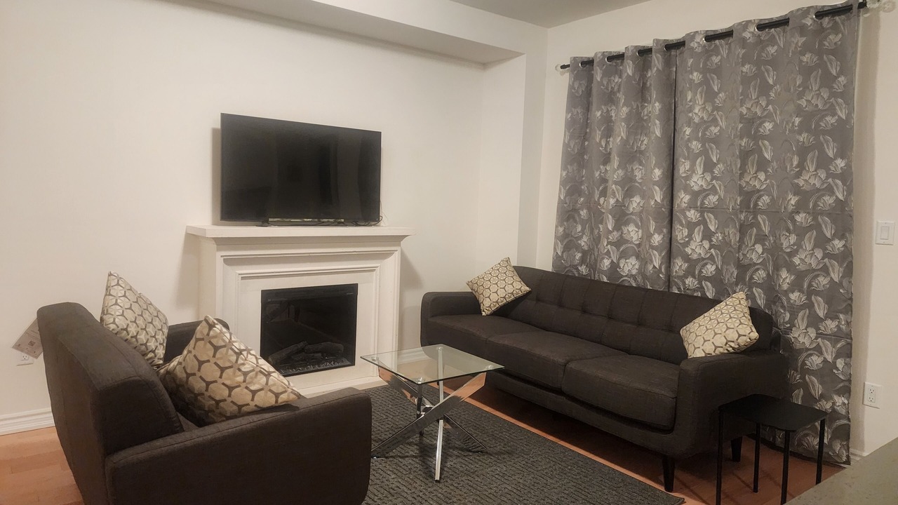 Photo of Livingroom in Pickering
