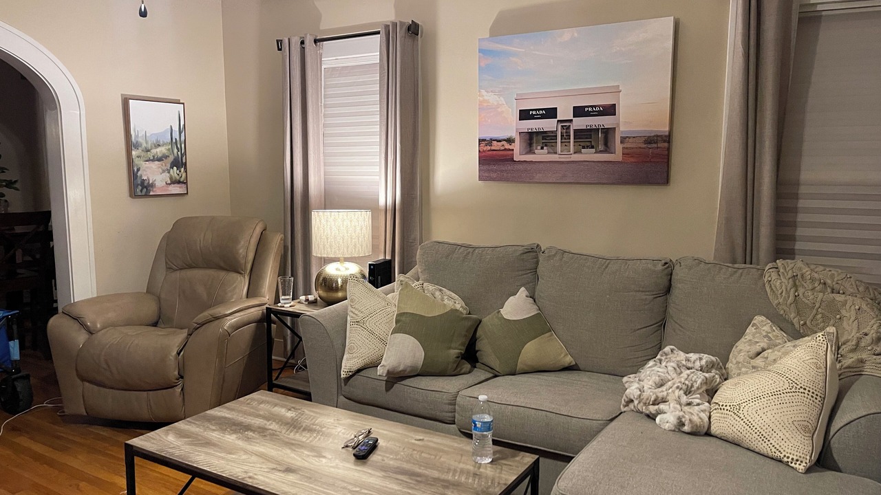 Photo of Livingroom in South Overton