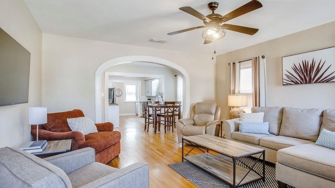 Photo of Livingroom in South Overton
