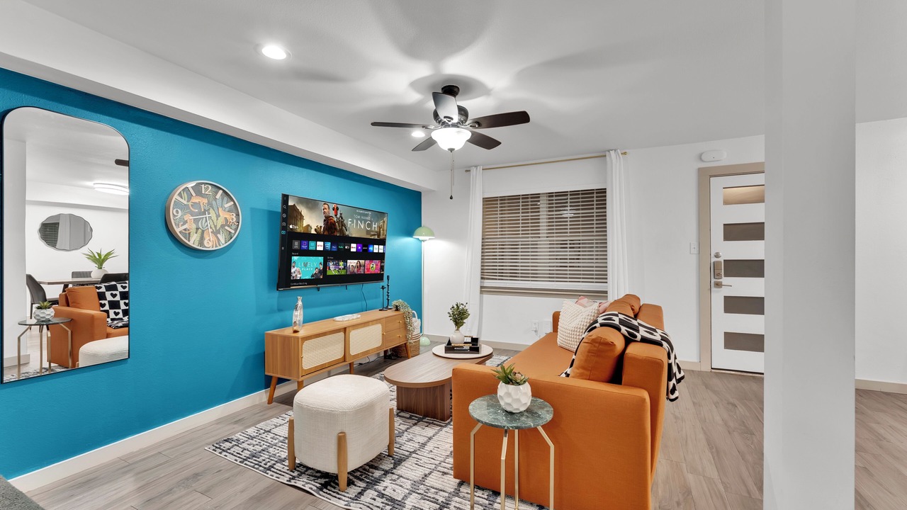 Photo of Livingroom in Clarksville