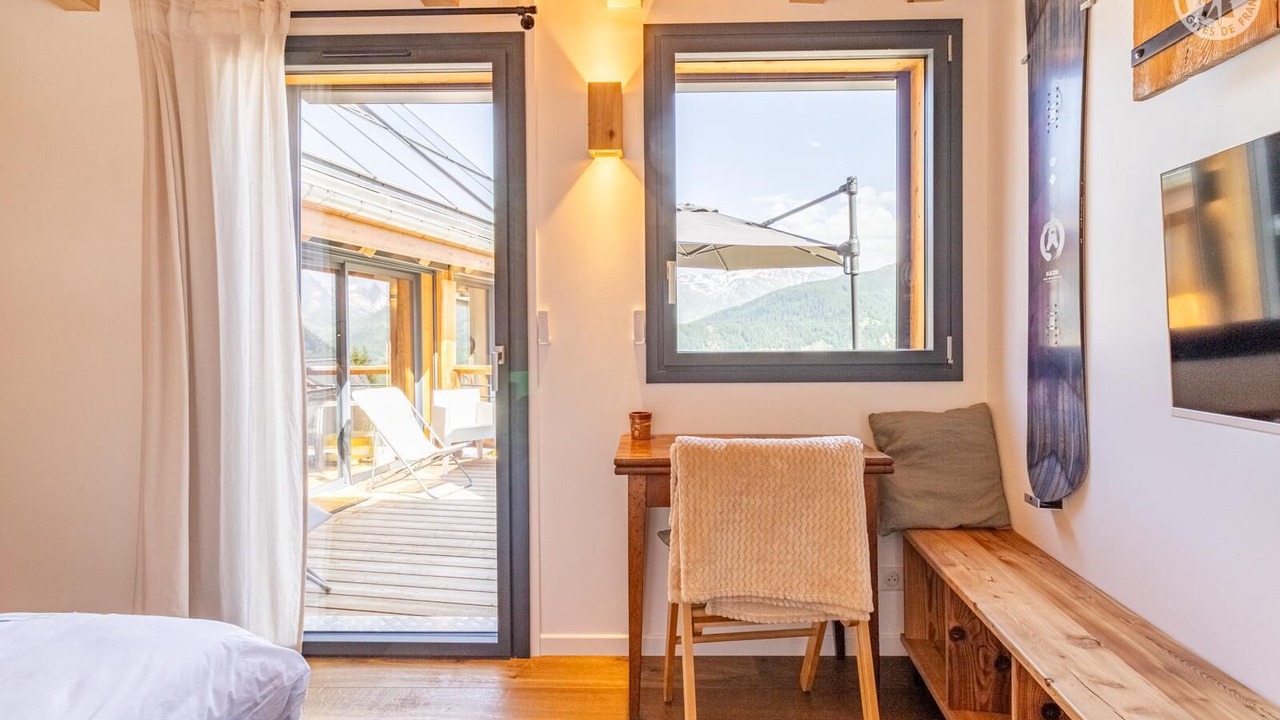 Photo of Bedroom in Montricher-Albanne