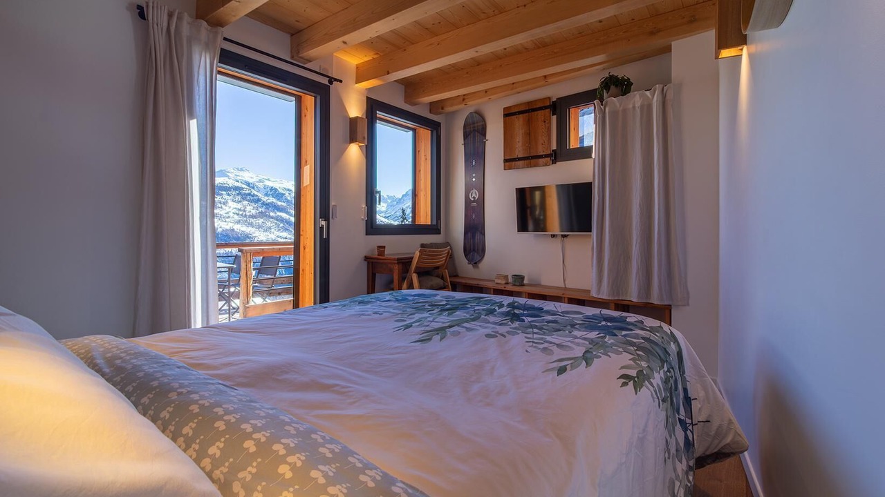 Photo of Bedroom in Montricher-Albanne