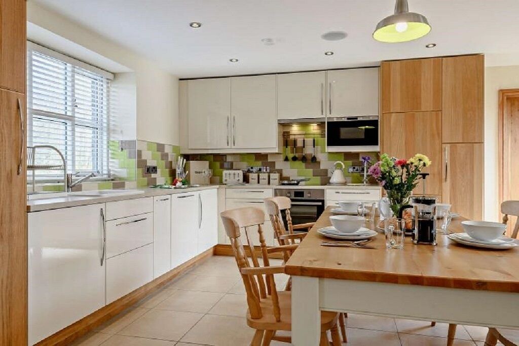 Photo of Kitchen in Gilwern