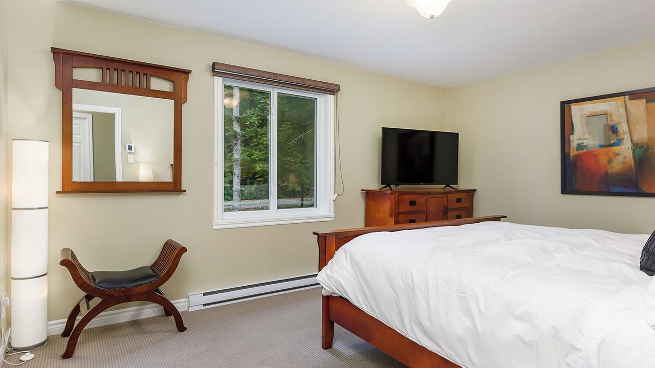 Photo of Bedroom in Lac-Brome