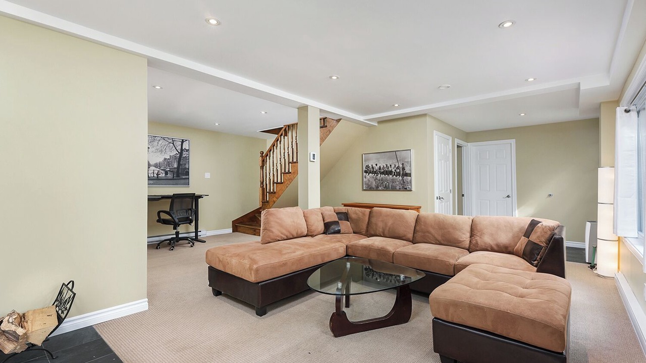 Photo of Livingroom in Lac-Brome