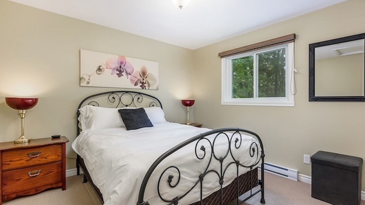 Photo of Bedroom in Lac-Brome
