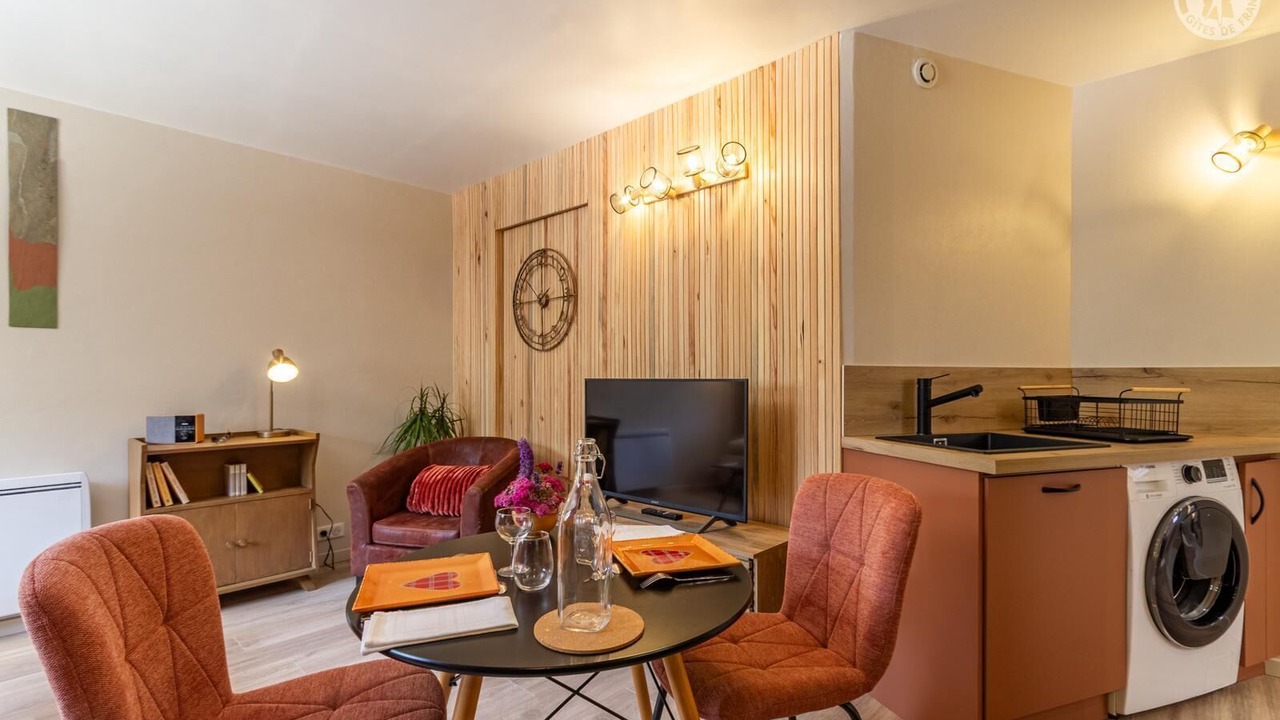 Photo of Others in Outrechaise