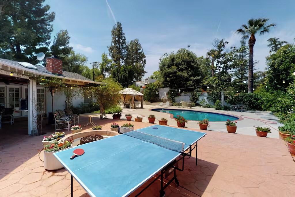 Photo of Patio Balcony in Woodland Hills