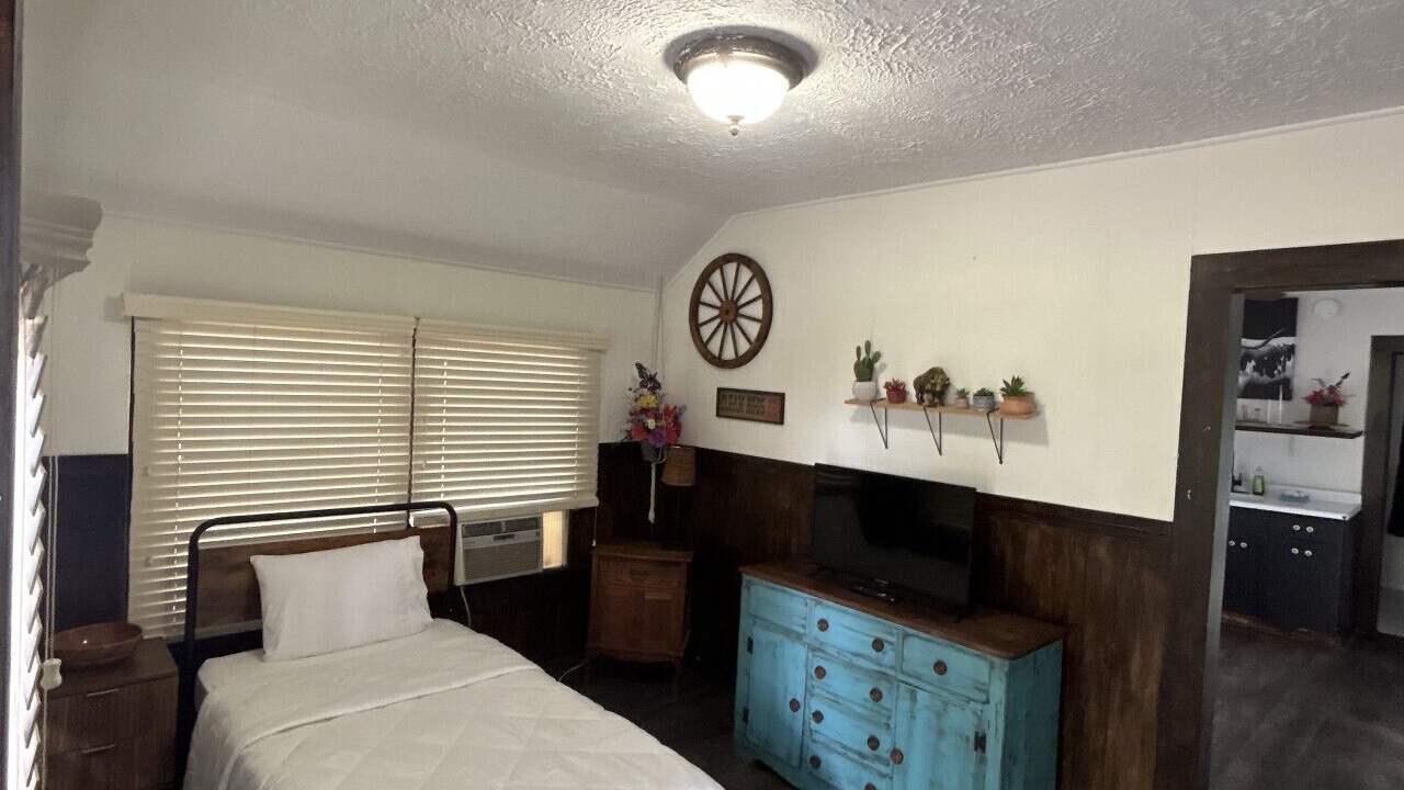 Photo of Bedroom in Cookson