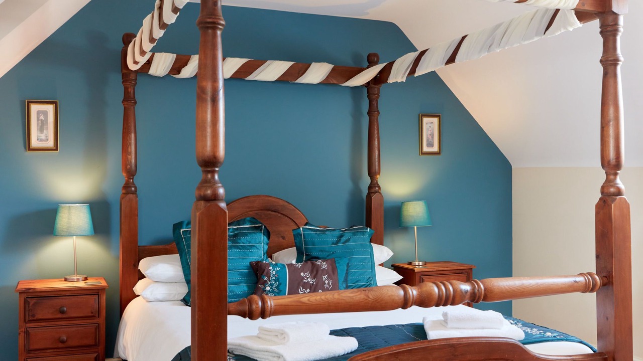 Photo of Others in Dalbury Lees