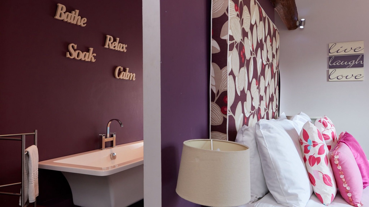 Photo of Others in Dalbury Lees