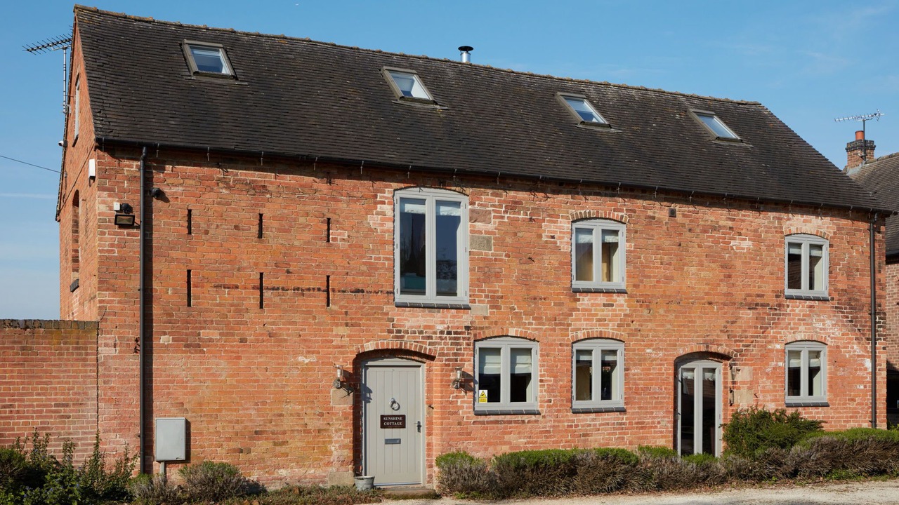 Photo of Others in Dalbury Lees