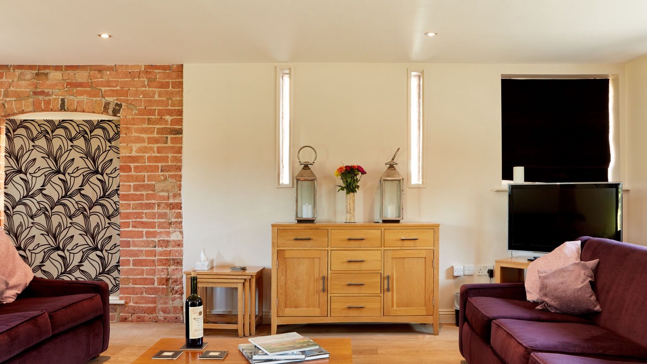 Photo of Livingroom in Dalbury Lees