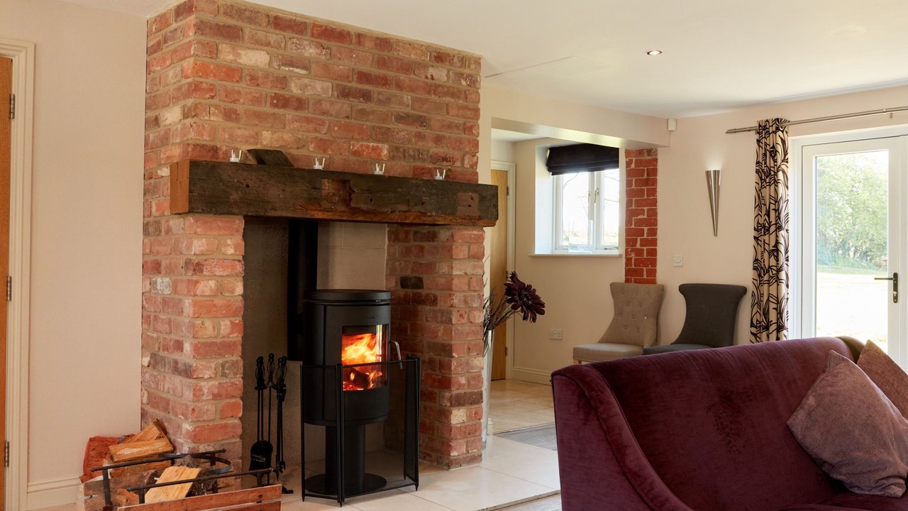 Photo of Livingroom in Dalbury Lees