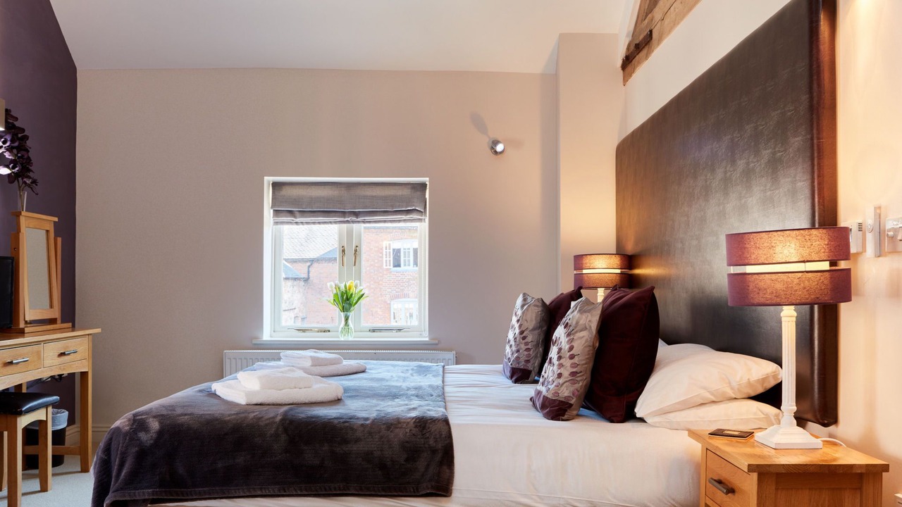 Photo of Others in Dalbury Lees