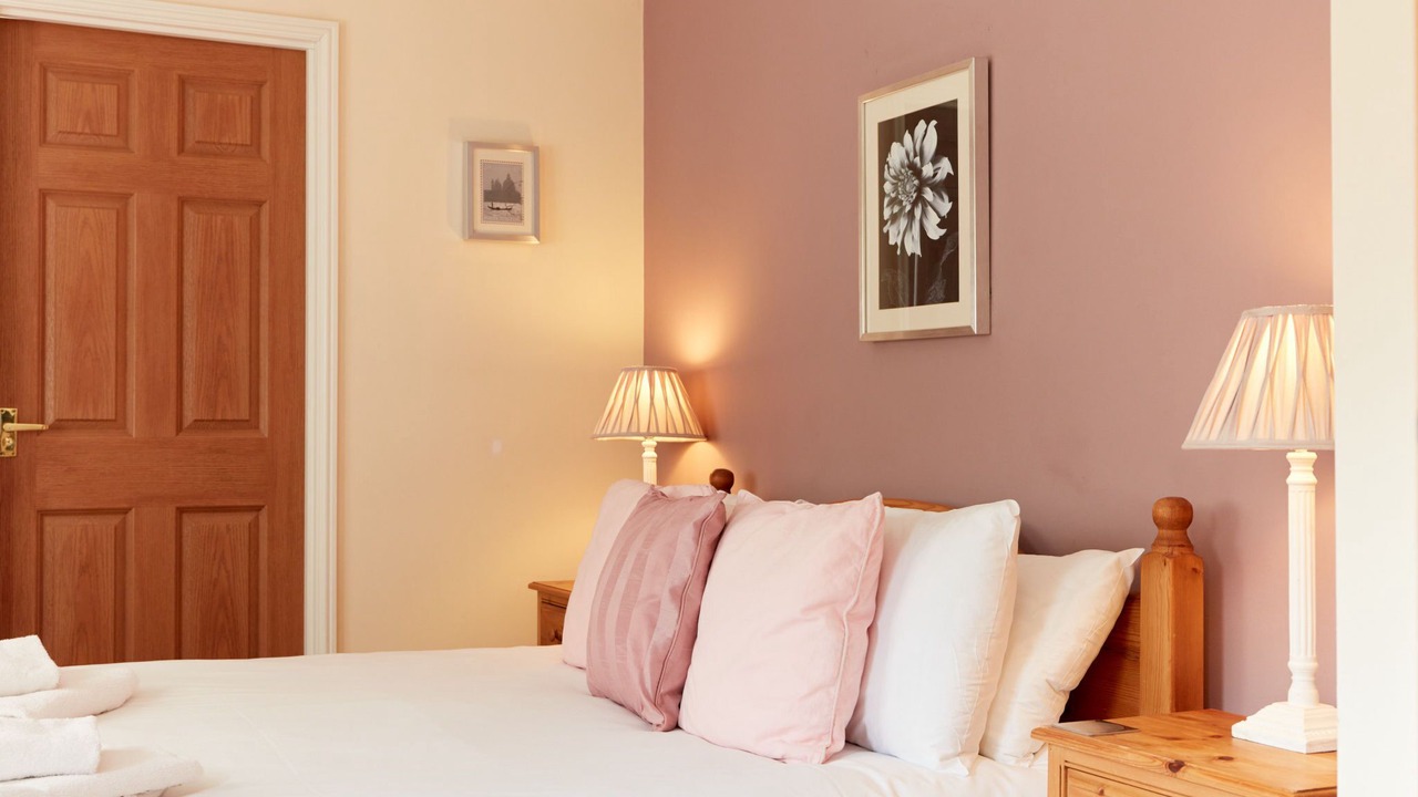 Photo of Others in Dalbury Lees