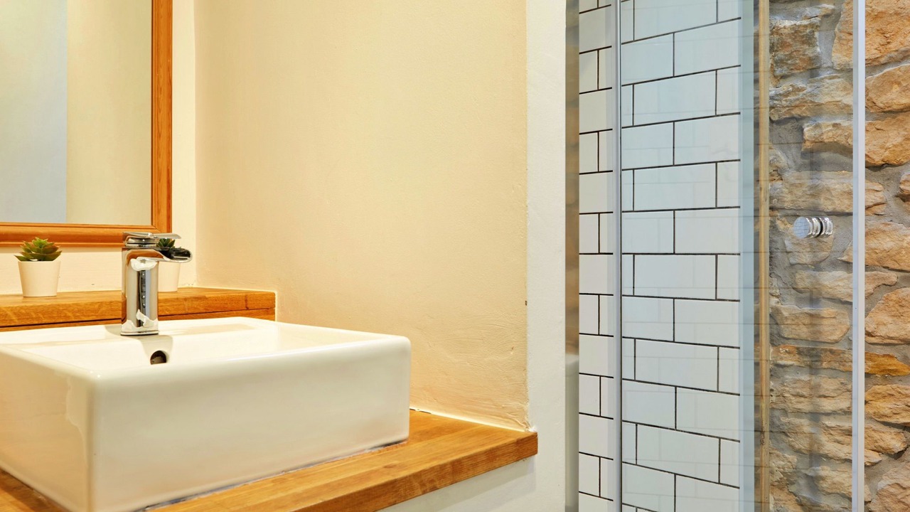 Photo of Bathroom in Two Dales