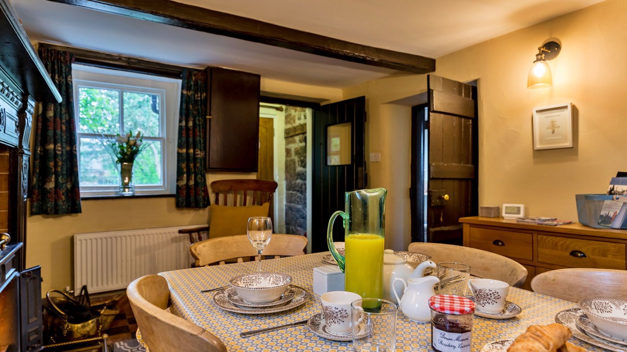 Photo of Livingroom in Tunstall