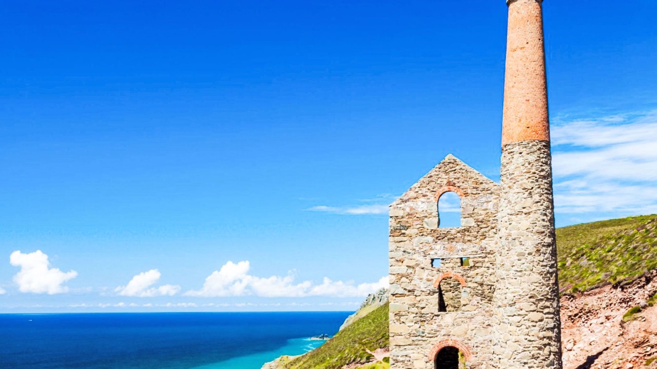 Photo of Others in Gweek