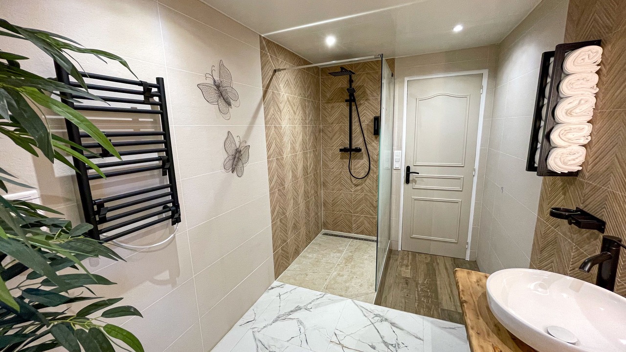 Photo of Bathroom in Pouzilhac