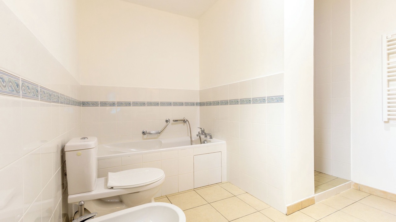 Photo of Bathroom in Allemans-du-Dropt