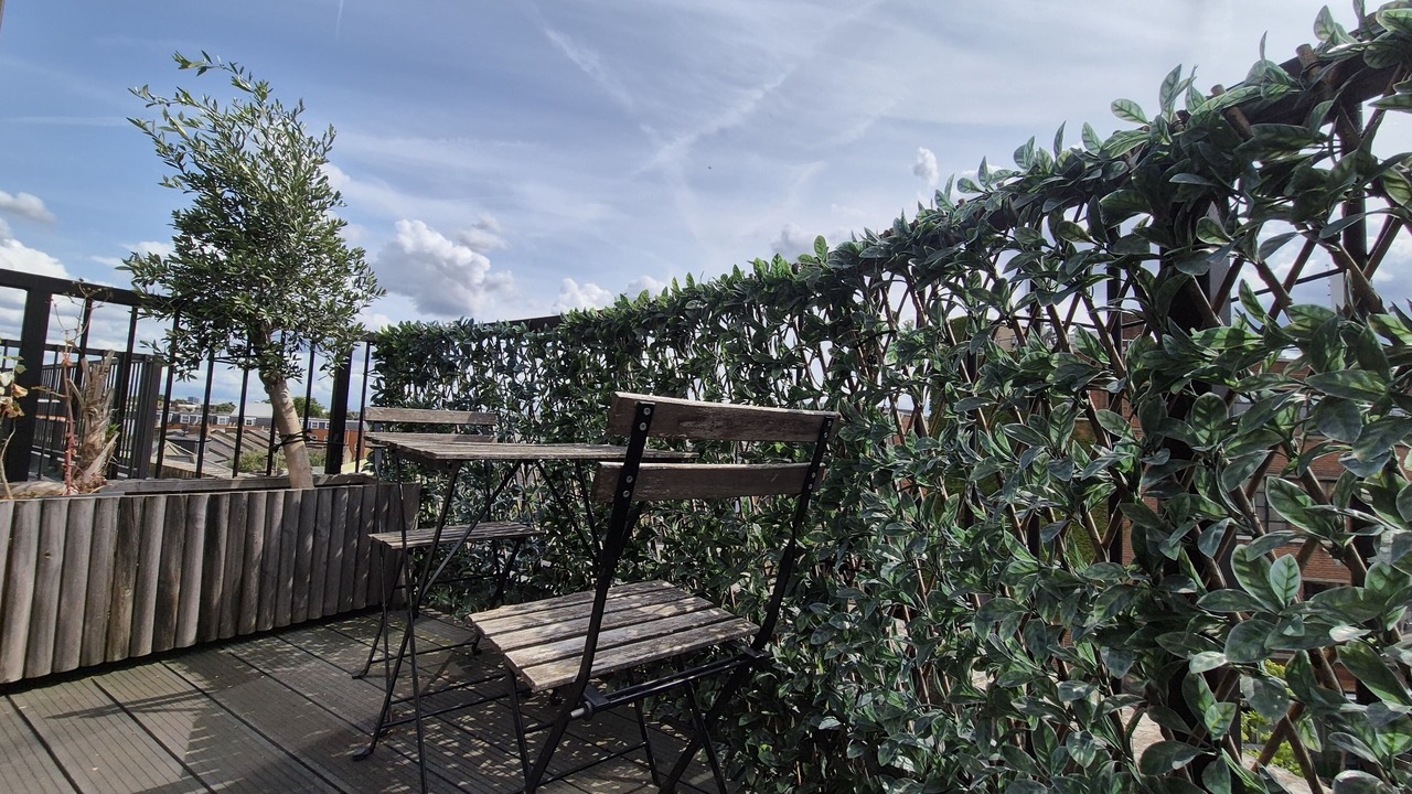 Photo of Outdoor in Leabridge