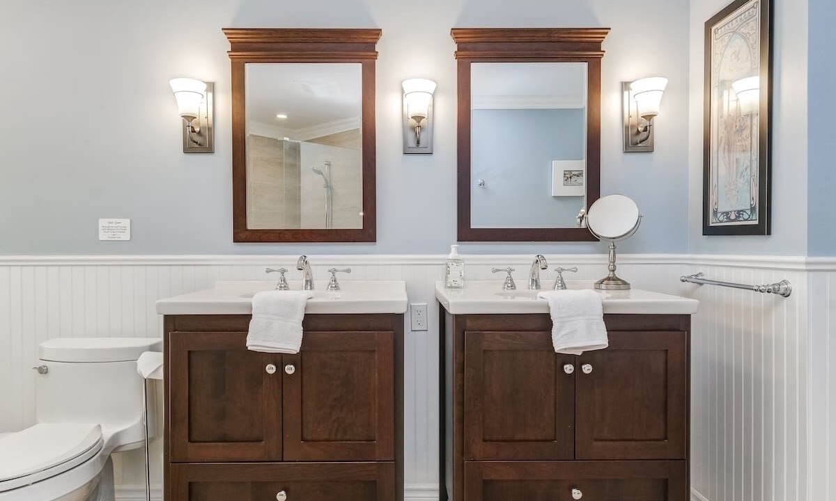 Photo of Bathroom in Frontenac