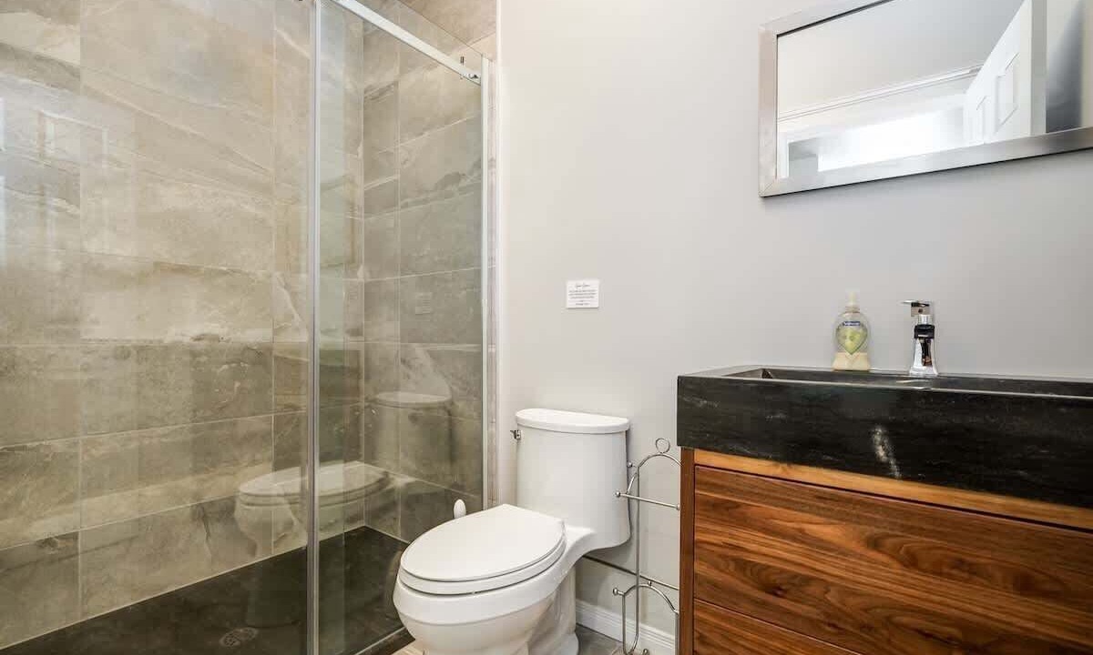 Photo of Bathroom in Frontenac