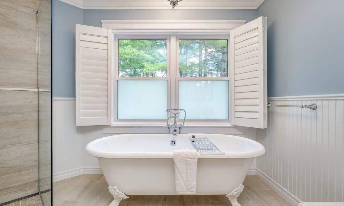 Photo of Bathroom in Frontenac