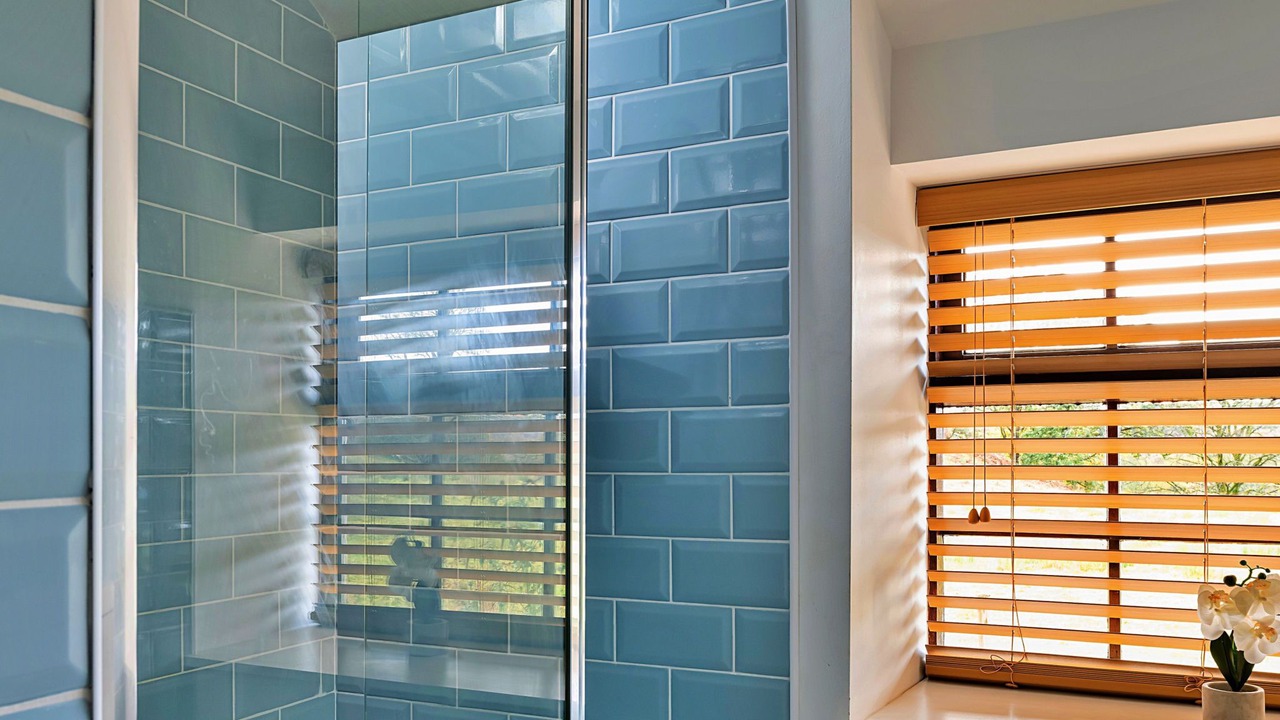 Photo of Bathroom in Dolwyddelan