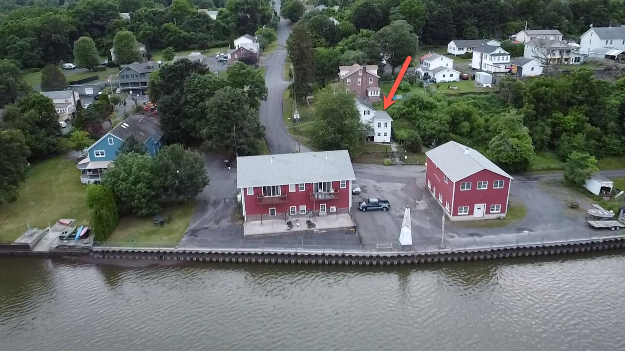 Photo of Bedroom in Glasco