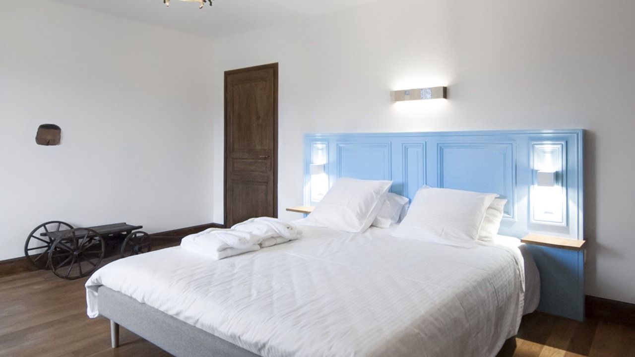 Photo of Bedroom in Eguilly