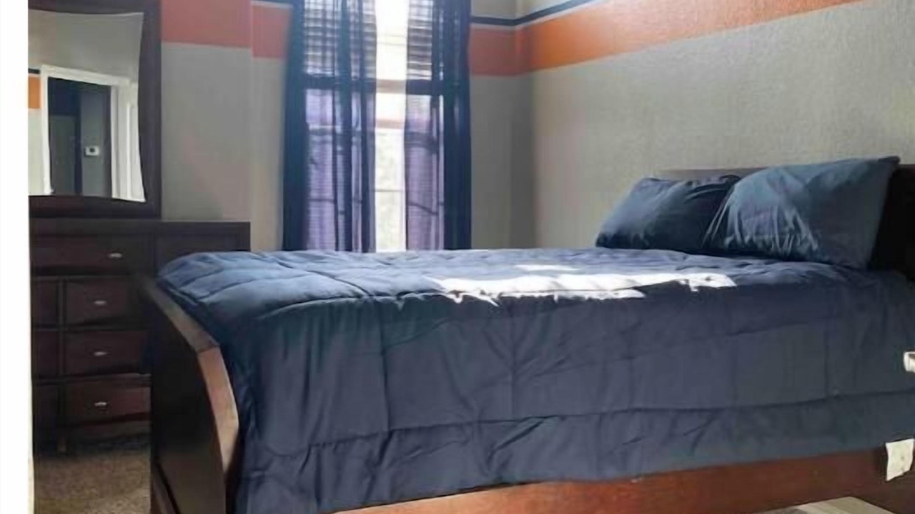 Photo of Bedroom in Midlothian
