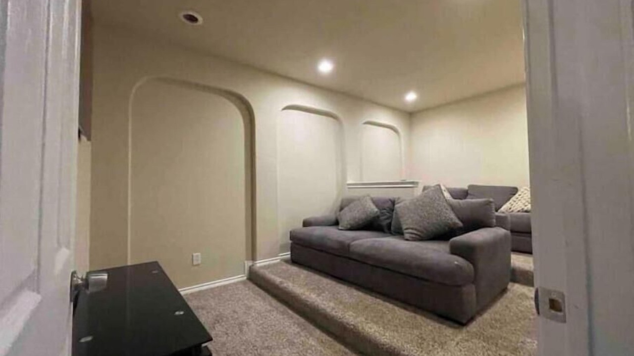 Photo of Livingroom in Midlothian