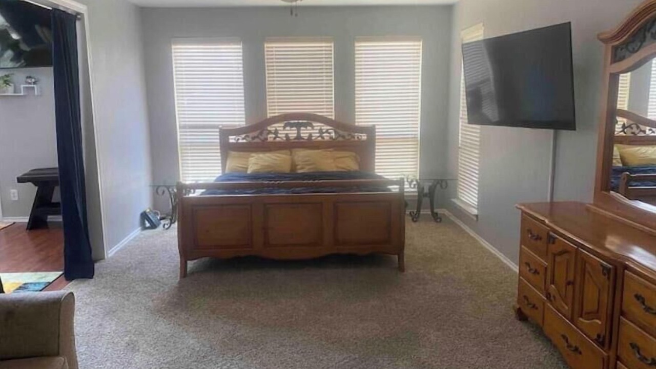 Photo of Bedroom in Midlothian