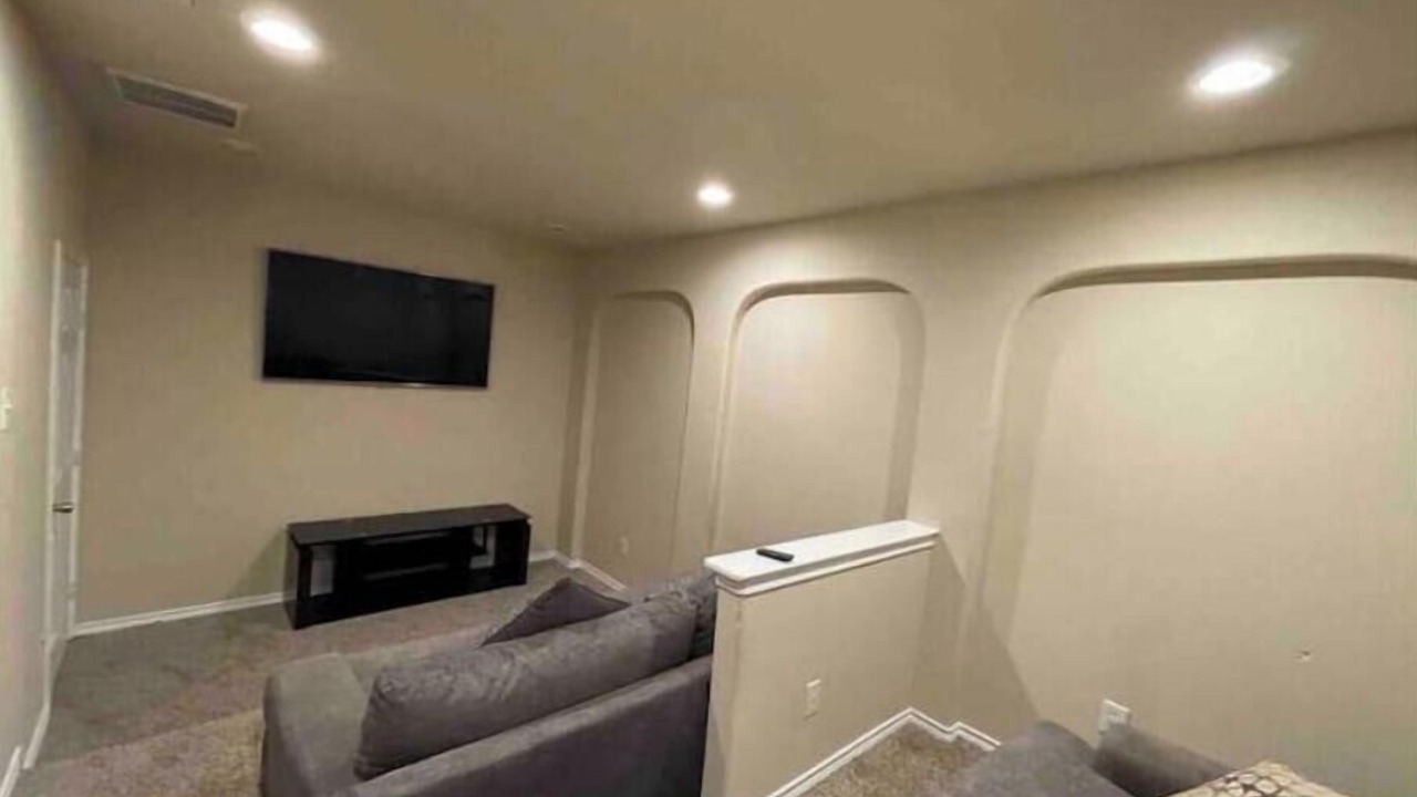 Photo of Livingroom in Midlothian