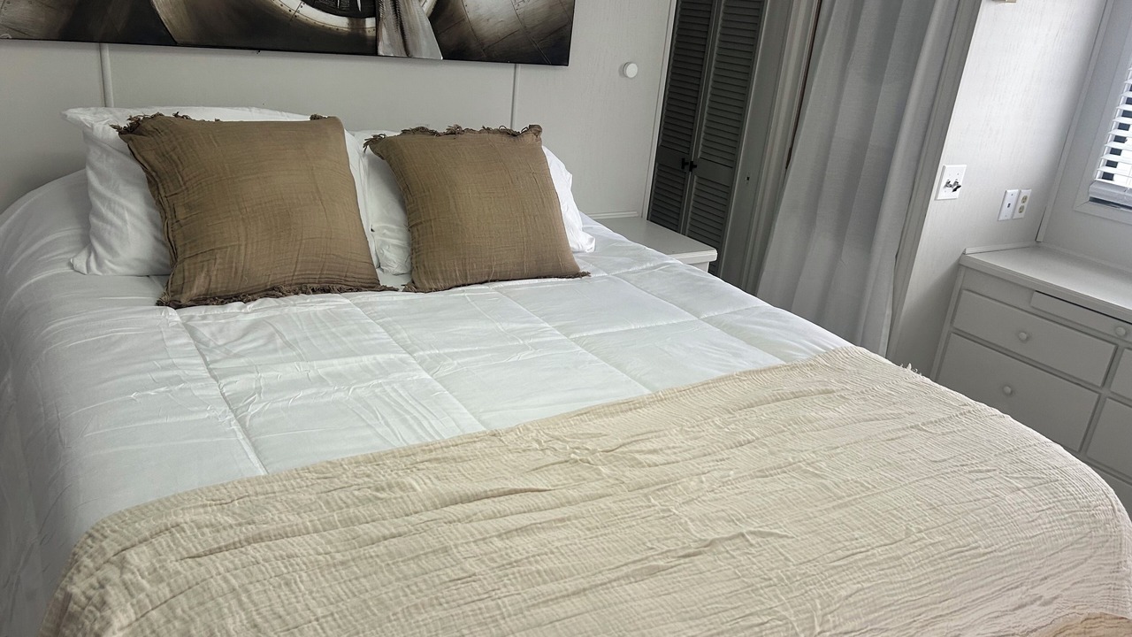 Photo of Bedroom in Steele Creek