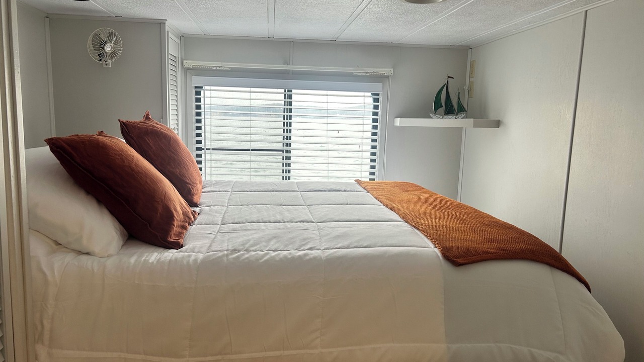 Photo of Bedroom in Steele Creek