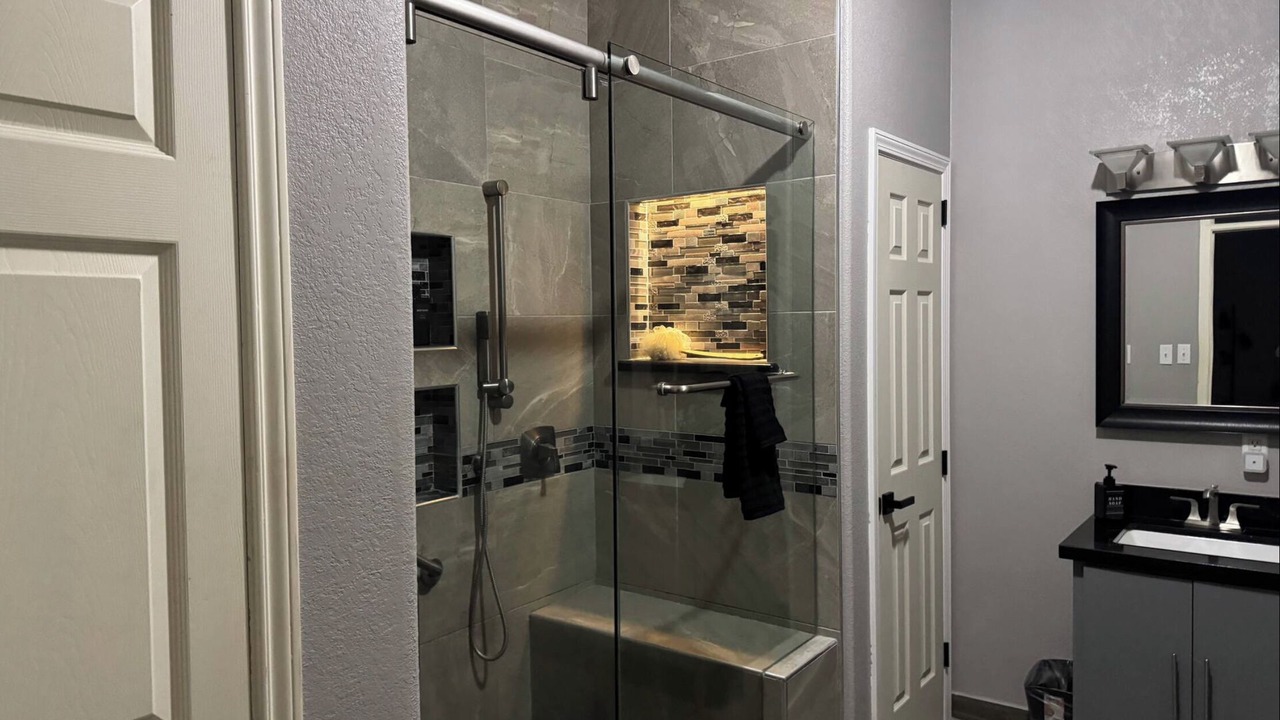 Photo of Bathroom in Brownsville