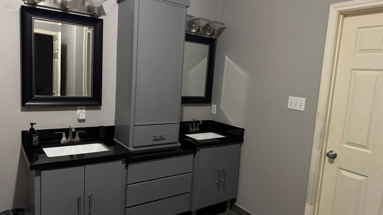 Photo of Bathroom in Brownsville