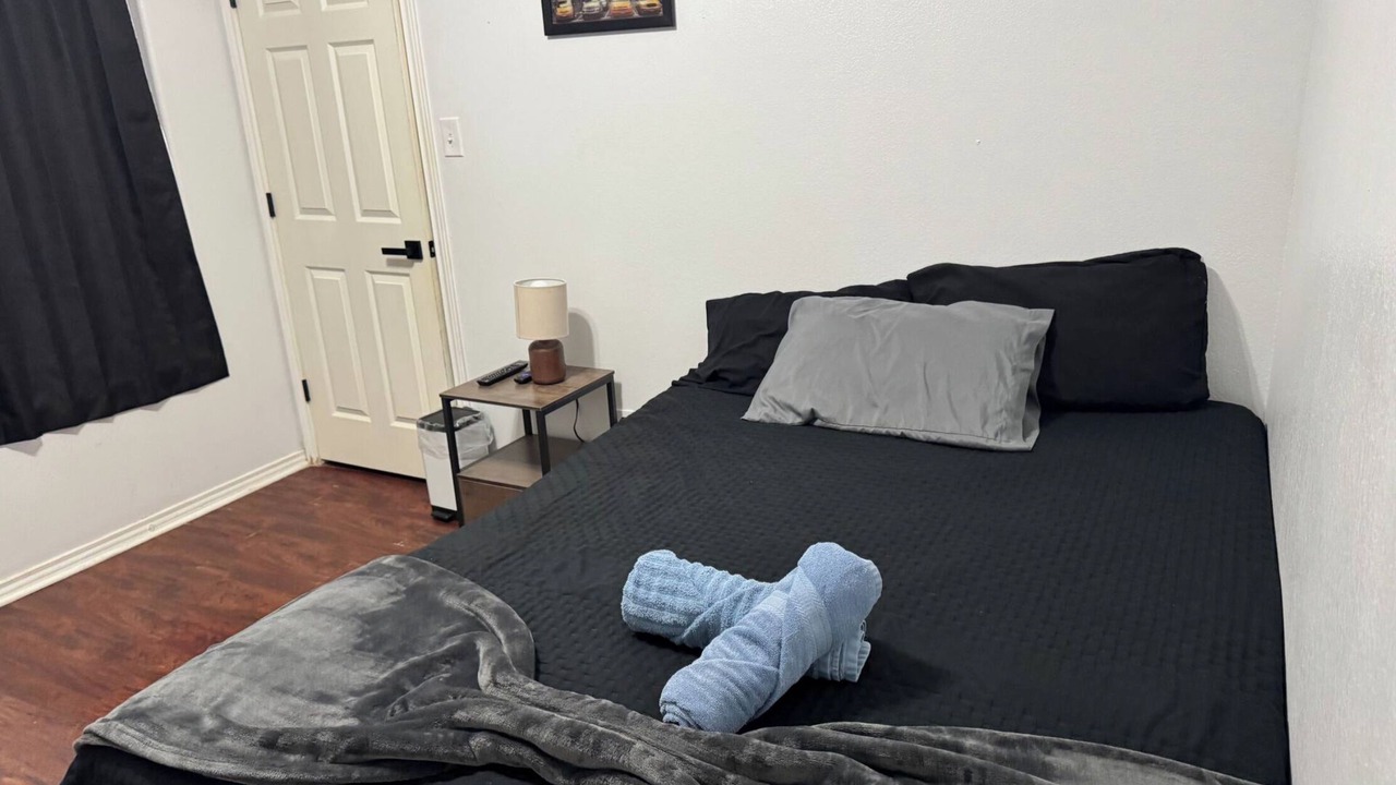 Photo of Bedroom in Brownsville
