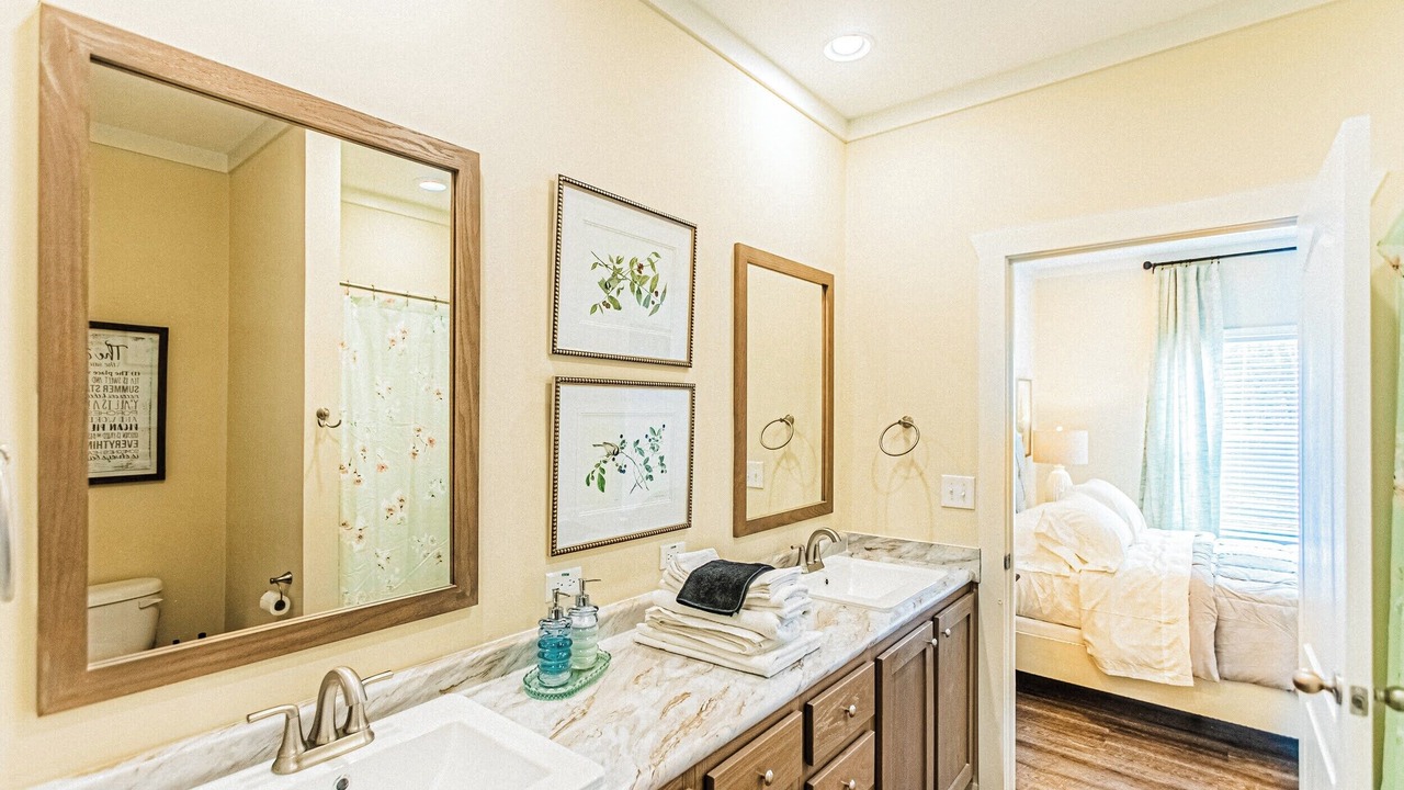 Photo of Bathroom in Baxter