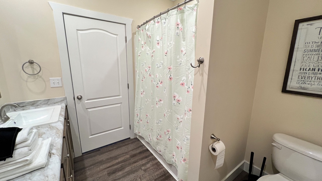 Photo of Bathroom in Baxter