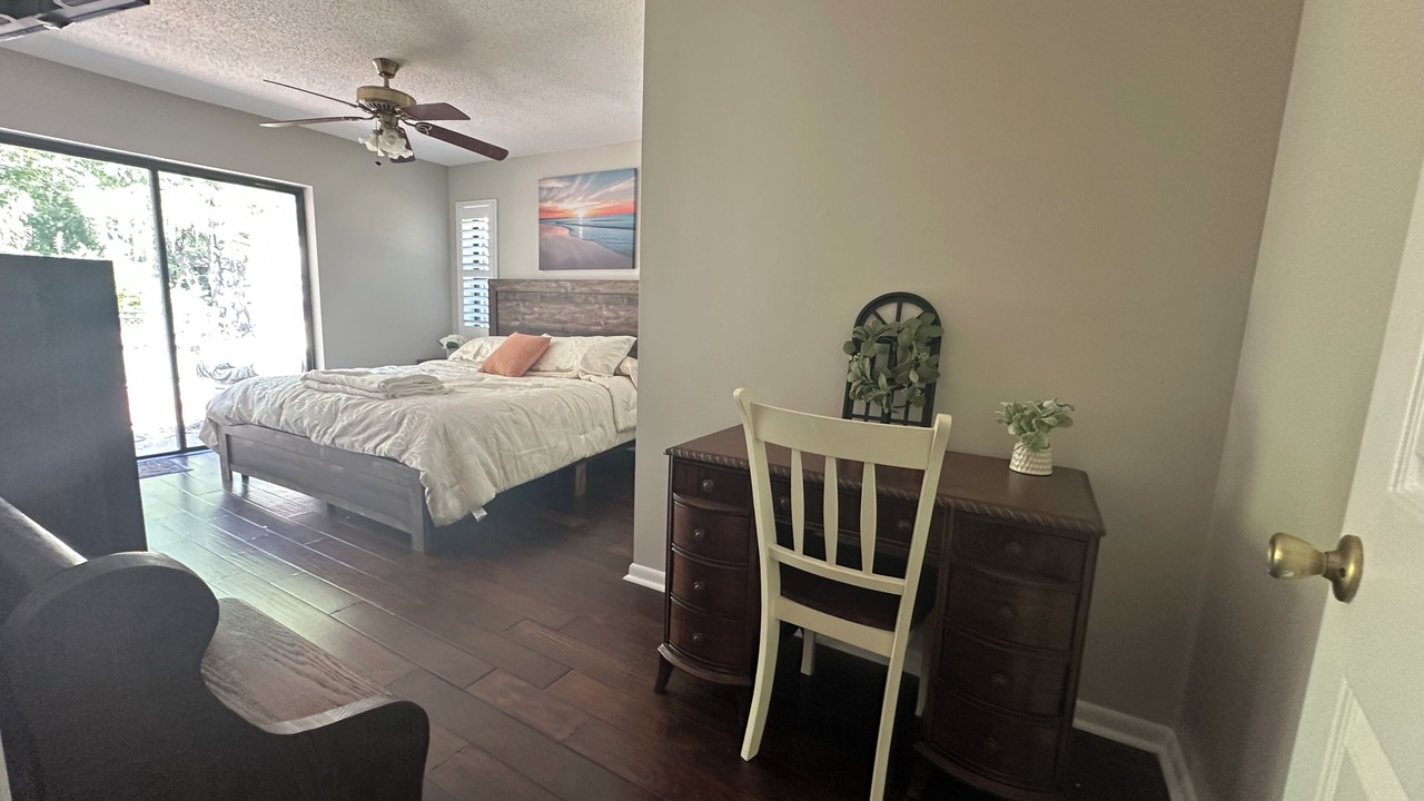 Photo of Bedroom in Lake Panasoffkee